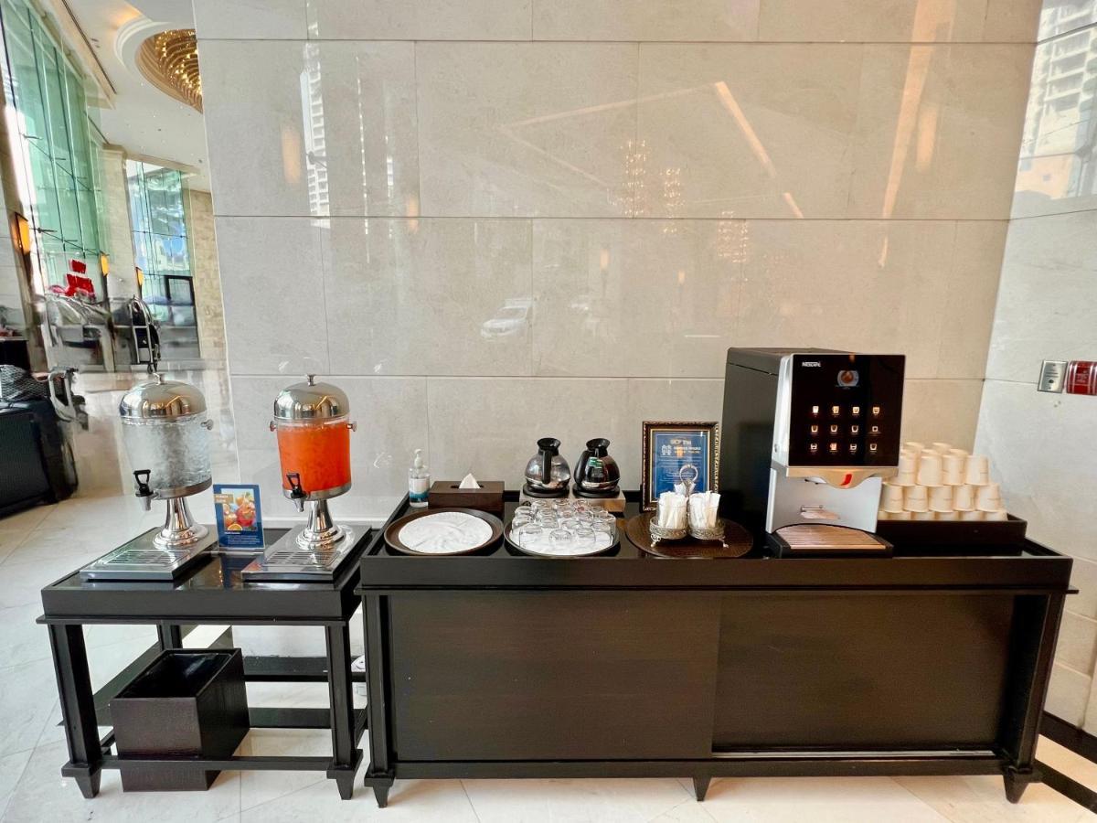 Grande Centre Point Hotel Terminal21 Bangkok Exterior photo A coffee station at a hotel