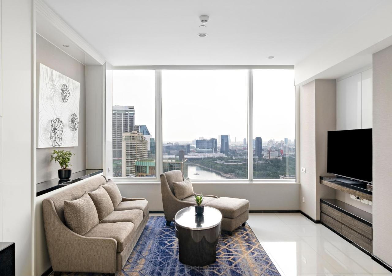 Grande Centre Point Hotel Terminal21 Bangkok Exterior photo Living room